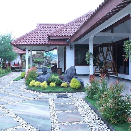 Marry Ind Gunung Kawi Guest House Malang Bumirejo エクステリア 写真