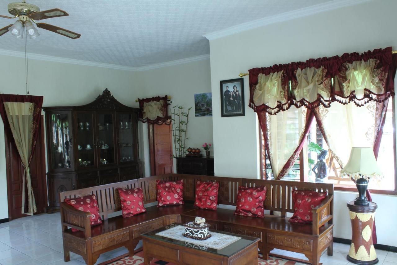 Marry Ind Gunung Kawi Guest House Malang Bumirejo エクステリア 写真