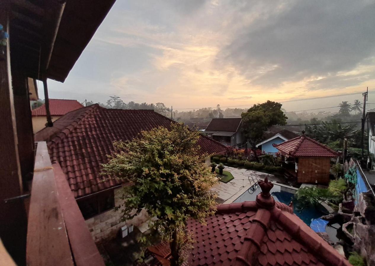 Marry Ind Gunung Kawi Guest House Malang Bumirejo エクステリア 写真